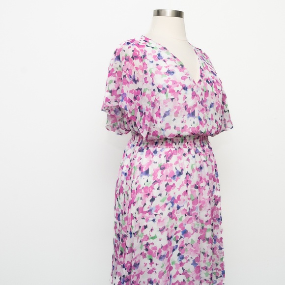 DKNY - Flutter Sleeve V-Neck Floral Chiffon Dress - Picture 7 of 10